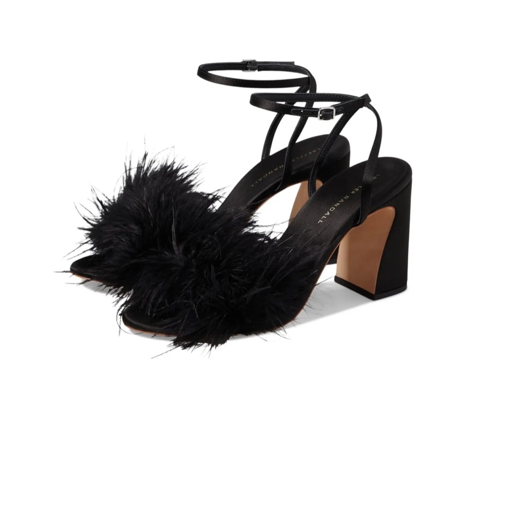 Minerva Simple Sandals with Feathers